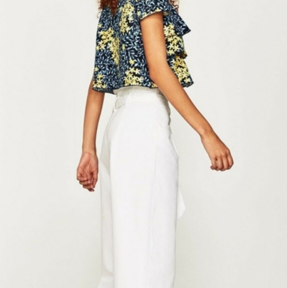 Zara Ruffled Crop Top - Picture 2 of 5